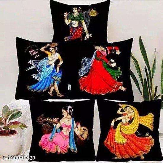 Dancing girl cushion cover/MS