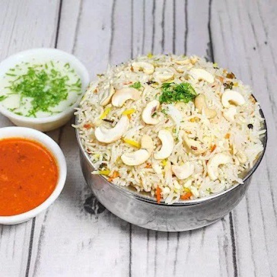 Kaju biryani