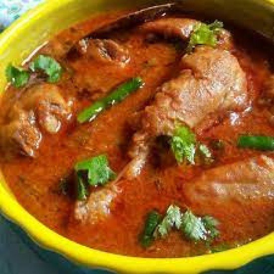 CHICKEN CURRY