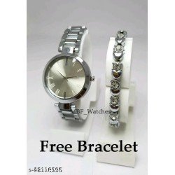 Silver color analog Dial Stainless Still Belt Watch for girls and Women with Free Designer Bracelet/MS